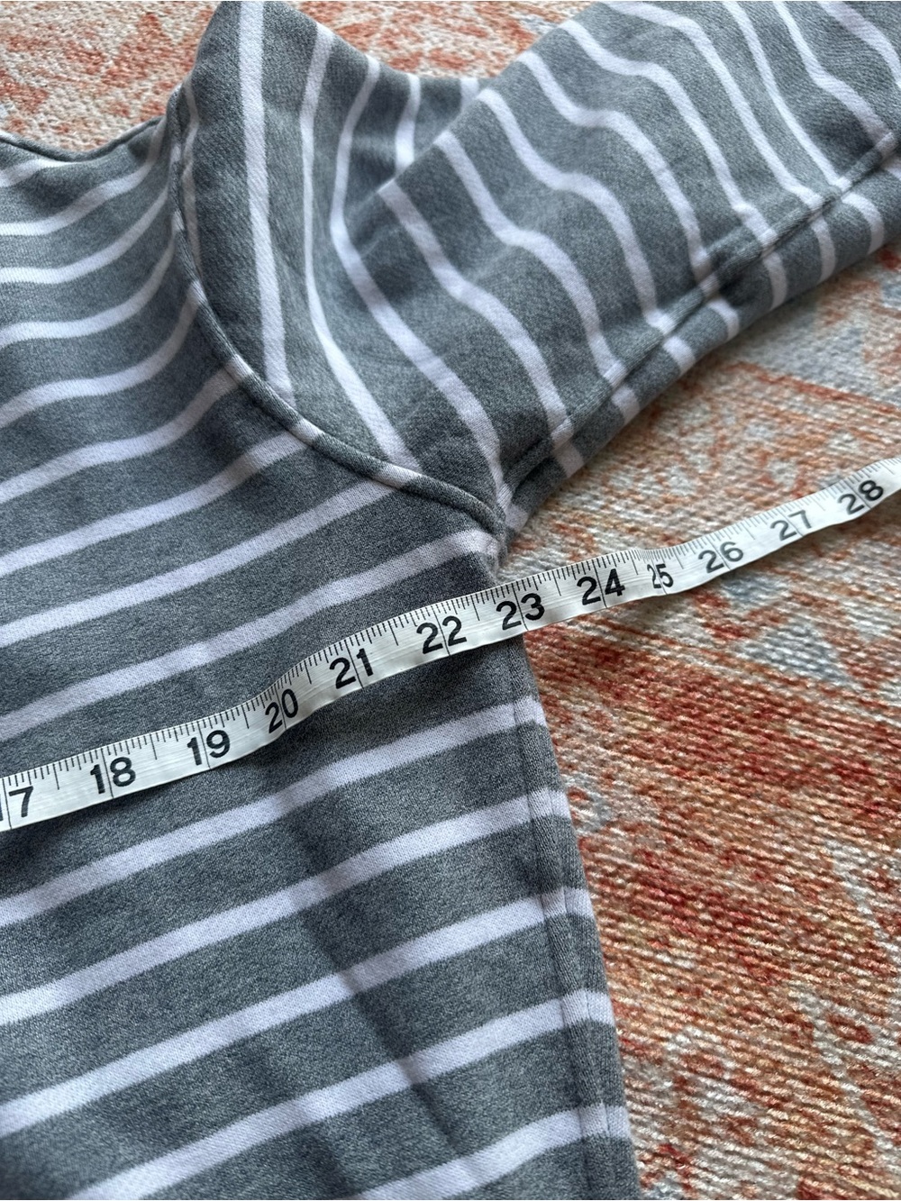 Lululemon Perfectly Oversized Crewneck 
Yachtie Stripe Grey White W3JPAS size 2? - Picture 4 of 6